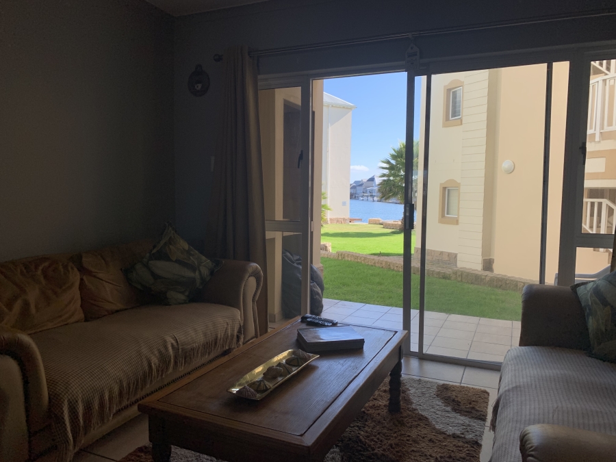 To Let 2 Bedroom Property for Rent in Marina Martinique Eastern Cape